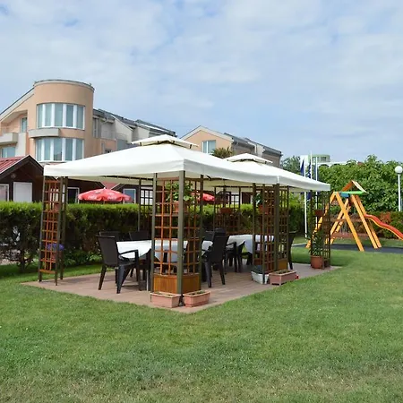 Zafo Hotel 3*